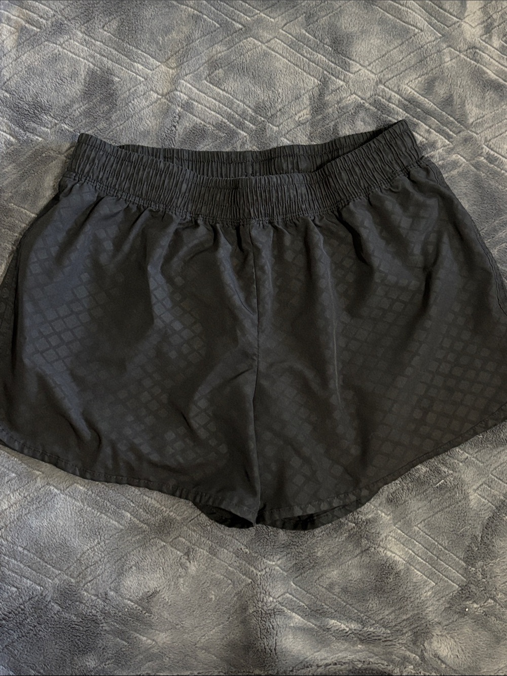 Diamond pattern athletic shorts
